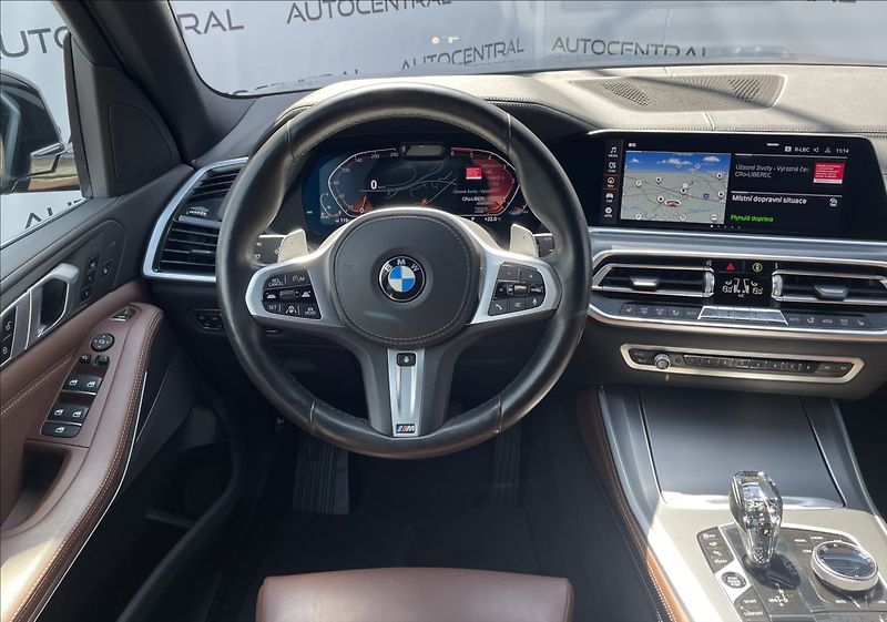 BMW X5 3,0 xDrive30d,195kW,individual - fotka 12 z 32