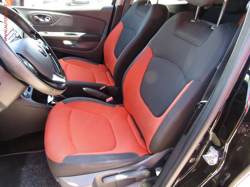 Renault Captur (2015) 1.2 TCe, 1.maj,ČR, AT - fotka 9 z 18