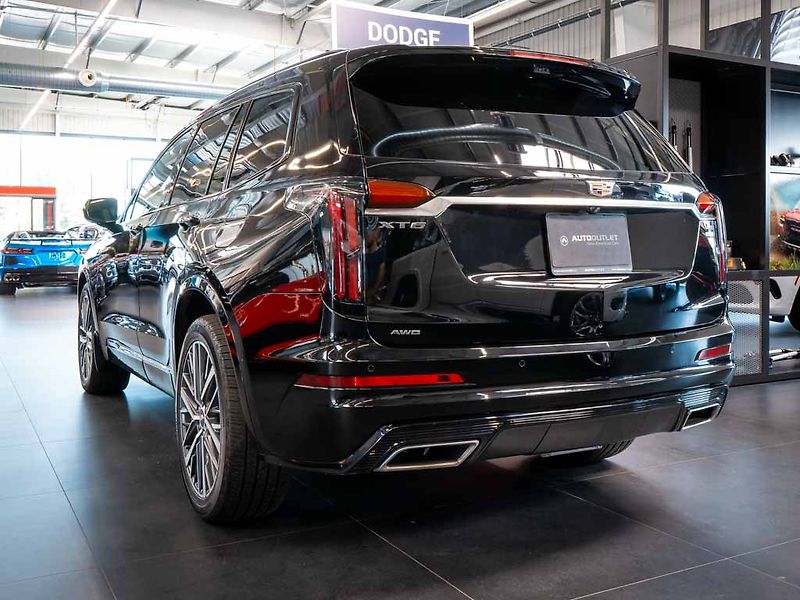 Cadillac XT6 (2023) 3.6 AWD Sport, Head-Up, Bose - fotka 2 z 37
