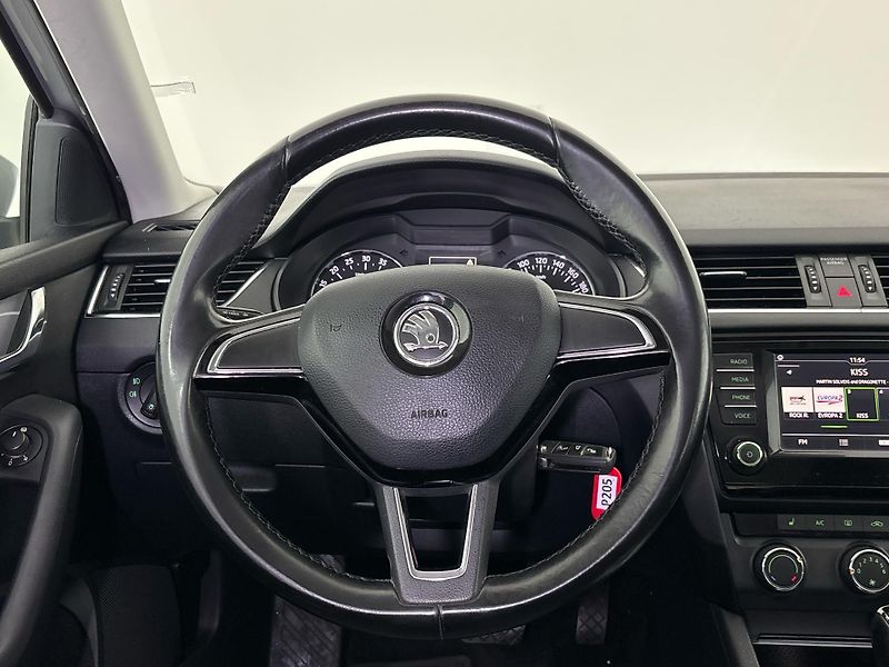 Škoda Octavia DSG,Ambition - fotka 18 z 27