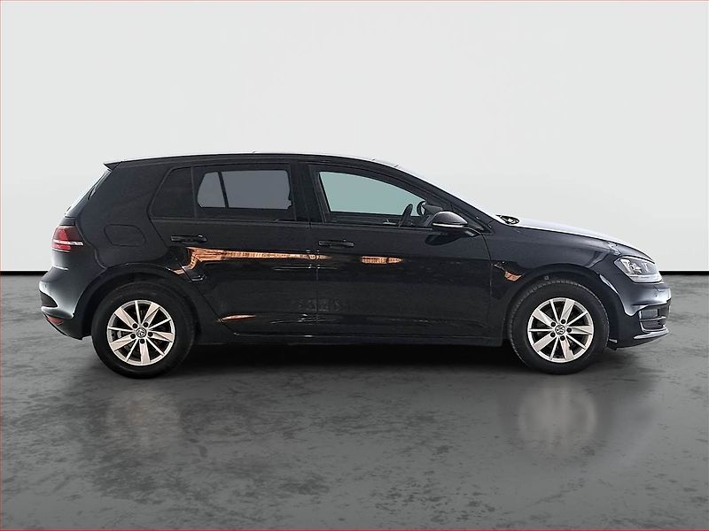 Volkswagen Golf (2015) 1.2 TSI, Kůže, Bi-Xenony - fotka 6 z 20