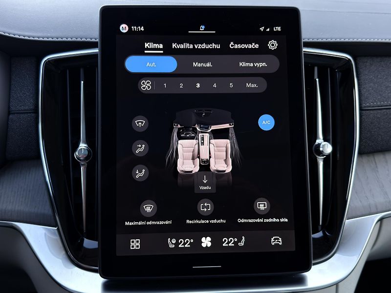 Volvo XC90 B5 AWD ULTRA // REZERVACE - fotka 55 z 61