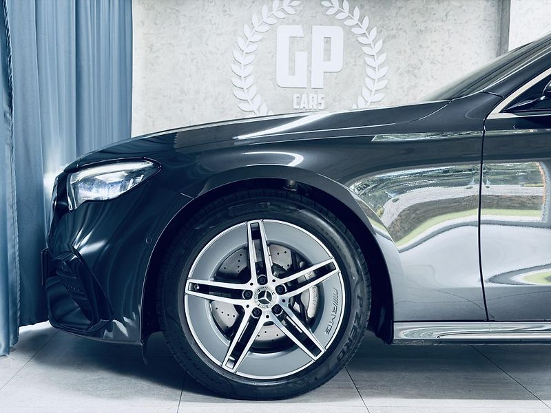 Mercedes-Benz Třídy E (2025) 220d*AMG*360*REZERVACE* - fotka 12 z 37