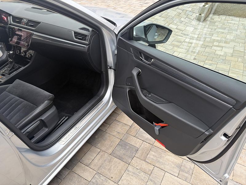 Škoda Superb (2020) 1.5 Tsi,110kw, tazne, kuze - fotka 15 z 19