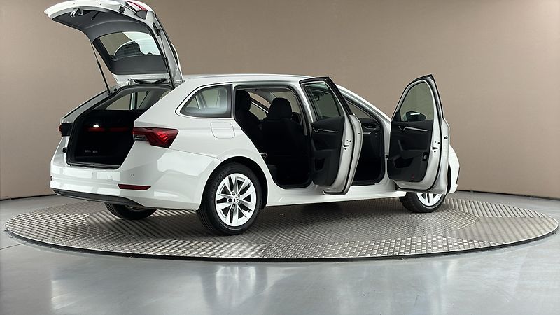 Škoda Octavia 1.5 TSI E-Tec DSG Style Combi - fotka 6 z 26
