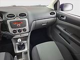 Ford Focus (2011) 1.6 16V, nová STK, zamluveno - náhled 8