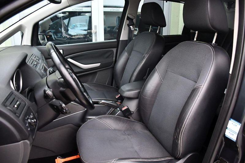 Ford C-MAX 2.0TDCi TITANIUM TAŽNÉ - fotka 15 z 28