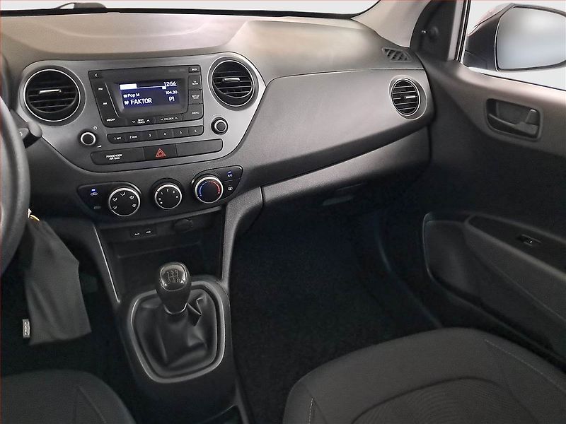 Hyundai i10 (2017) 1.0, Serv.kniha - fotka 8 z 16