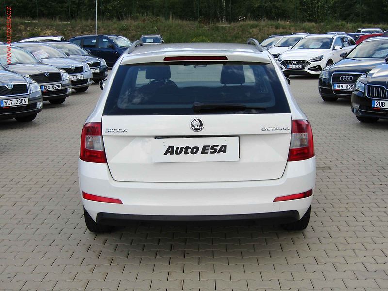 Škoda Octavia (2016) 2.0TDi, ČR, AAC, výhř.sed. - fotka 5 z 17