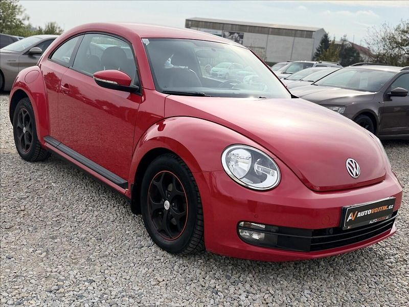 Volkswagen Beetle 1,6 TDI DIGIKLIMA, NOVÉ ZIMNÍ - fotka 3 z 20