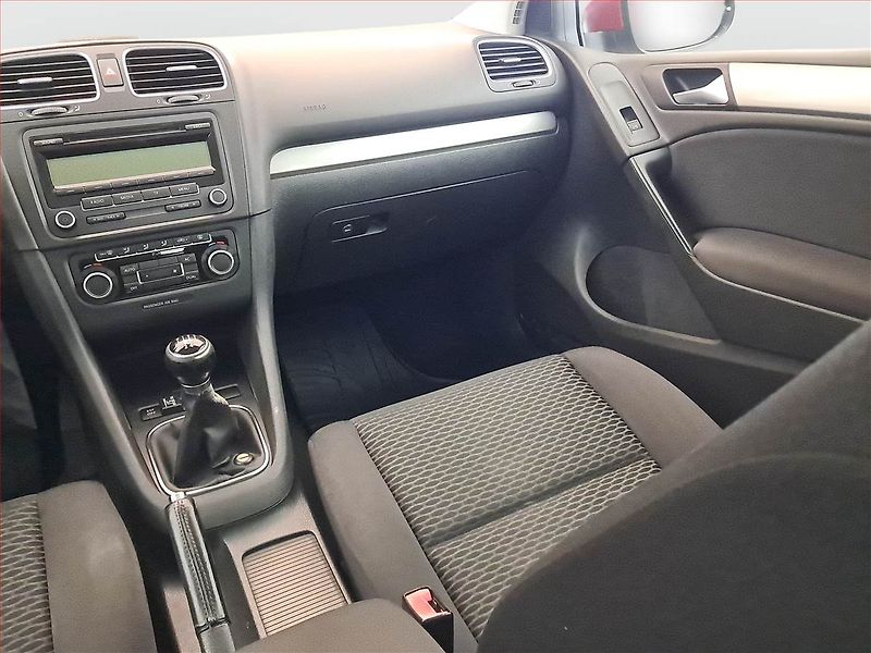 Volkswagen Golf (2009) 1.4 16V, LPG, po STK, Tažné - fotka 8 z 16