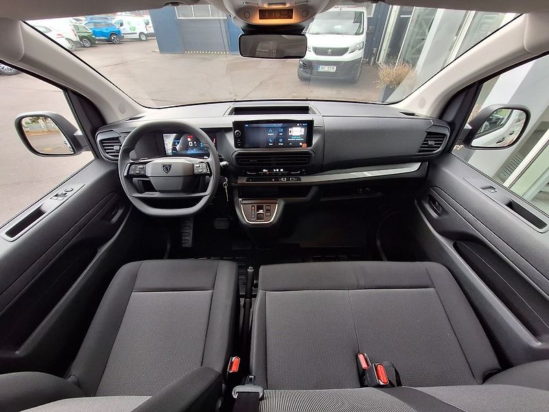 Peugeot Expert (2026) Combi L3 2.2 BlueHDi 180 S&S E - fotka 10 z 19