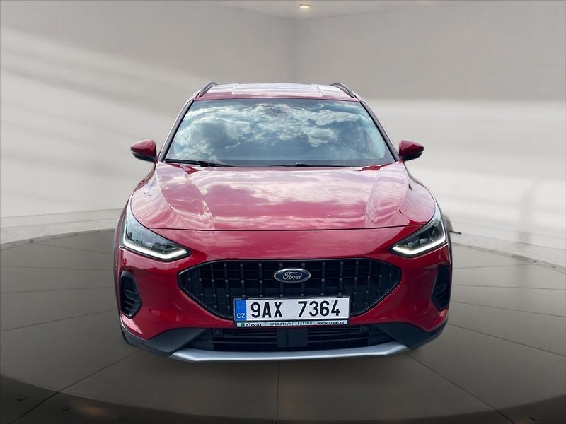 Ford Focus 1,0 mHEV 114 ST Line X - fotka 2 z 11