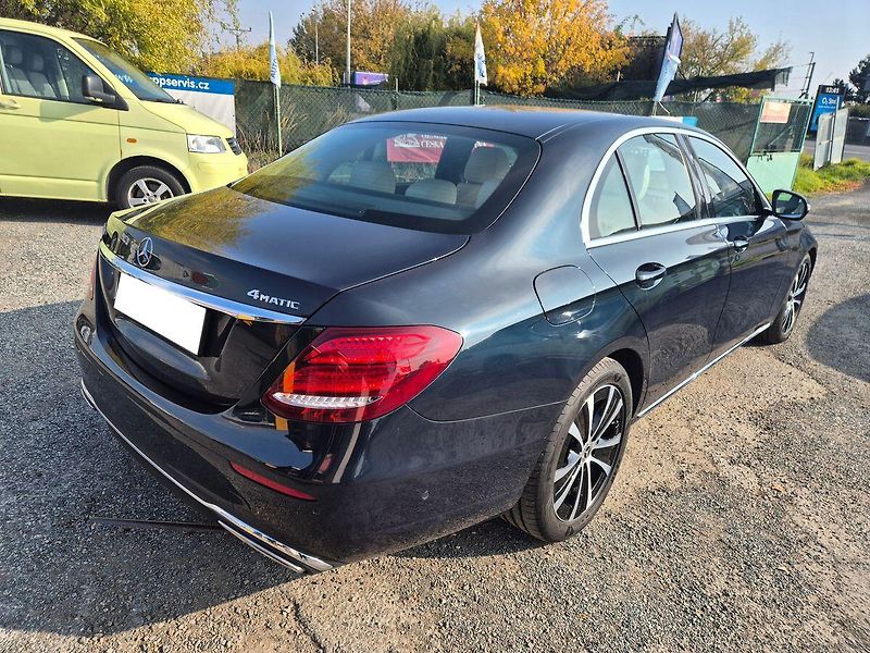 Mercedes-Benz Třídy E 4MATIC Avantgarde - fotka 5 z 28