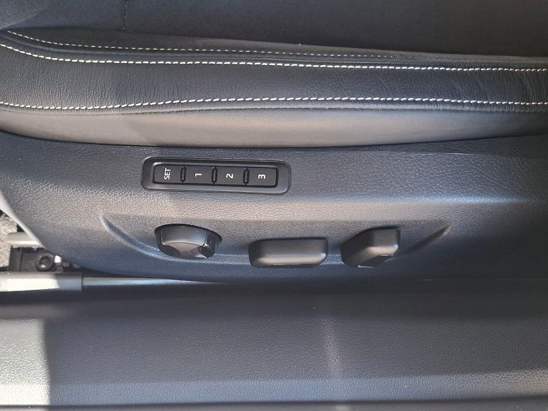 Škoda Superb (2024) COMBI STYLE PLUS TD 110/2.0 7D - fotka 32 z 33