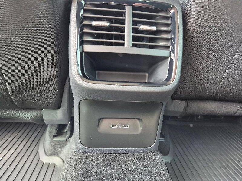 Škoda Octavia (2025) Selection 1,5 TSI 110 kW 6°man - fotka 26 z 40
