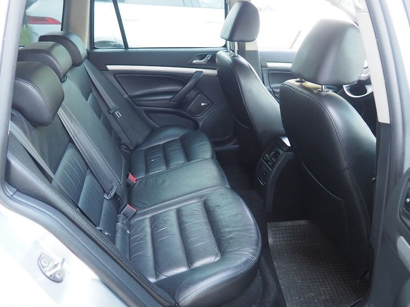 Škoda Octavia (2008) 2.0 TDI, 103 kW, 4x4, Style - fotka 15 z 38