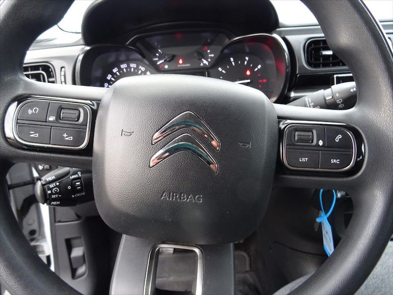 Citroën C3 1,2 PureTech 61 kW - fotka 19 z 28