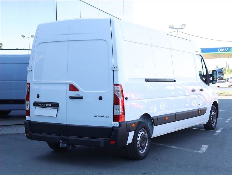 Renault Master (2024) 2.3 dCi 150, L3H2, 12m3, 1.0t - fotka 5 z 16