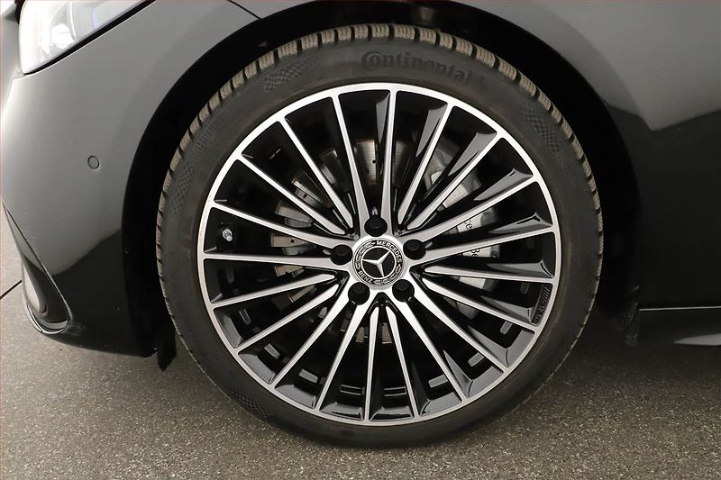Mercedes-Benz Třídy C (2024) C 220 d 4MATIC - fotka 12 z 21