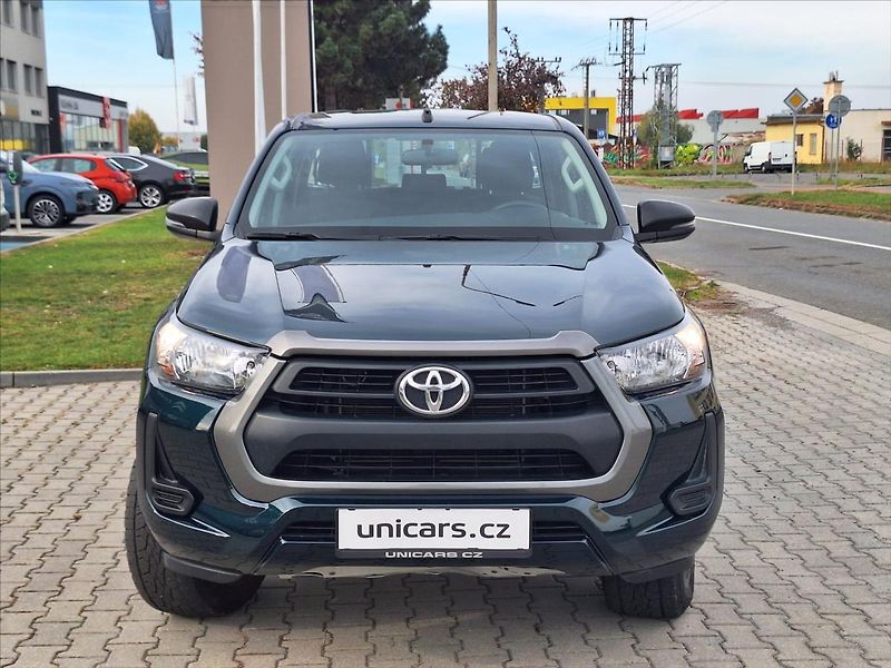 Toyota Hilux 2,4 D-4D  ČR DPH komplet pancí - fotka 2 z 18