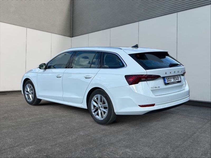 Škoda Octavia 1,5 TSI 110 Style - fotka 4 z 11