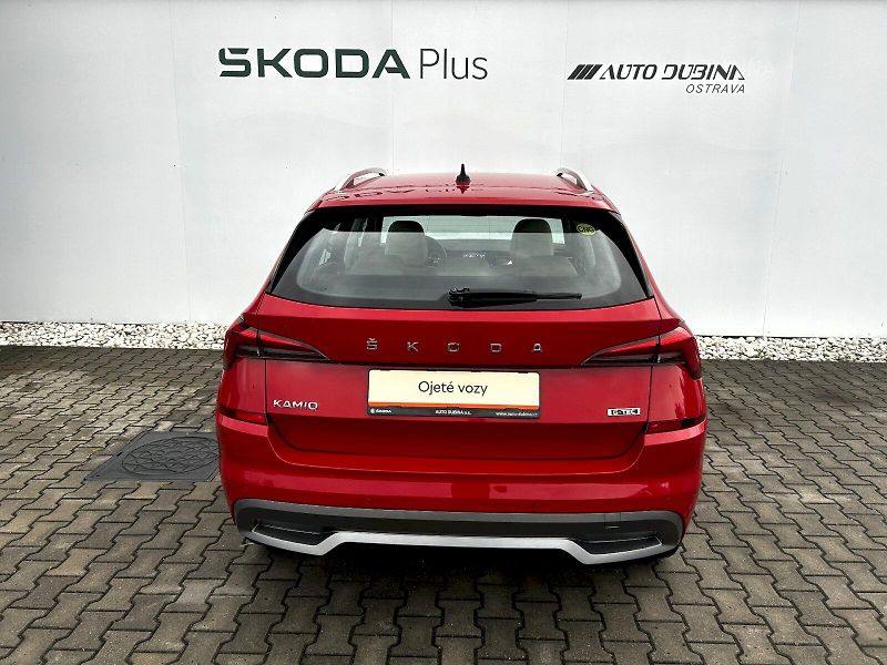 Škoda Kamiq (2021) 1.0 TSI 66kW Plyn (CNG) MP6 St - fotka 6 z 32