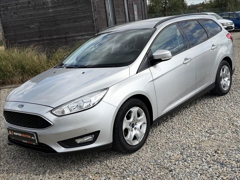 Ford Focus 1,5 TDCi - fotka 1 z 25