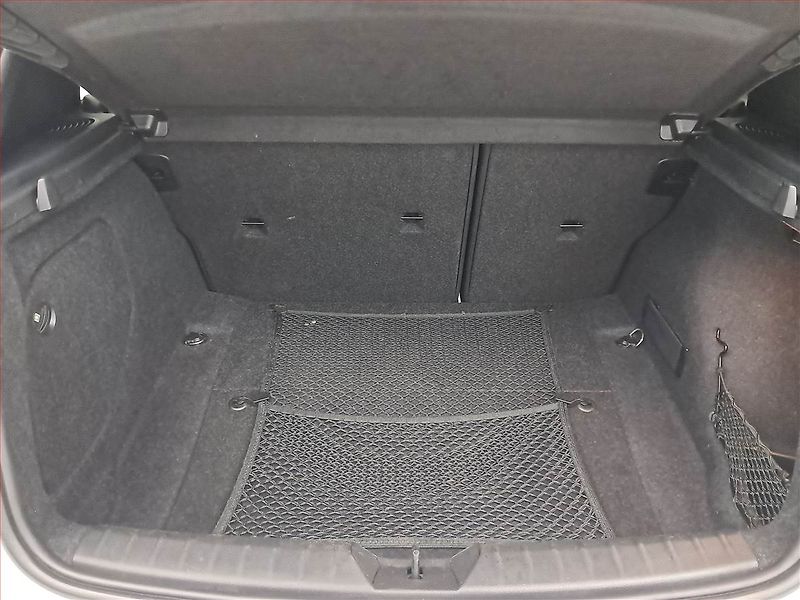 BMW Řada 1 (2015) 116d, Navi, Xenony - fotka 14 z 18
