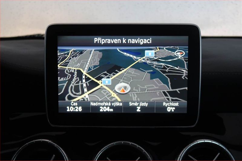 Mercedes-Benz CLA (2016) AMG Paket 220 CDI, Automat - fotka 13 z 20