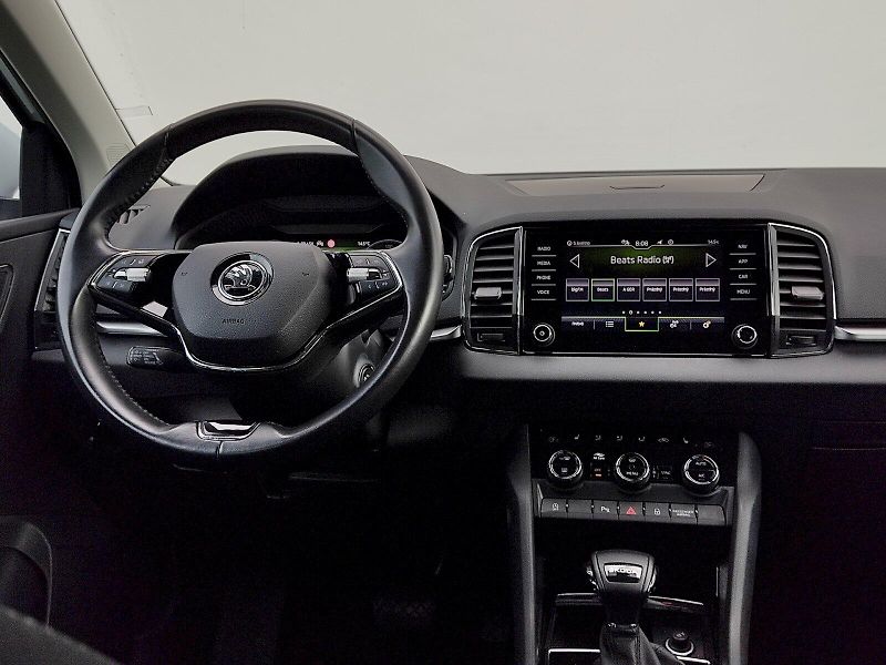 Škoda Karoq (2022) Ambition 1,5 Tsi DSG - fotka 6 z 35