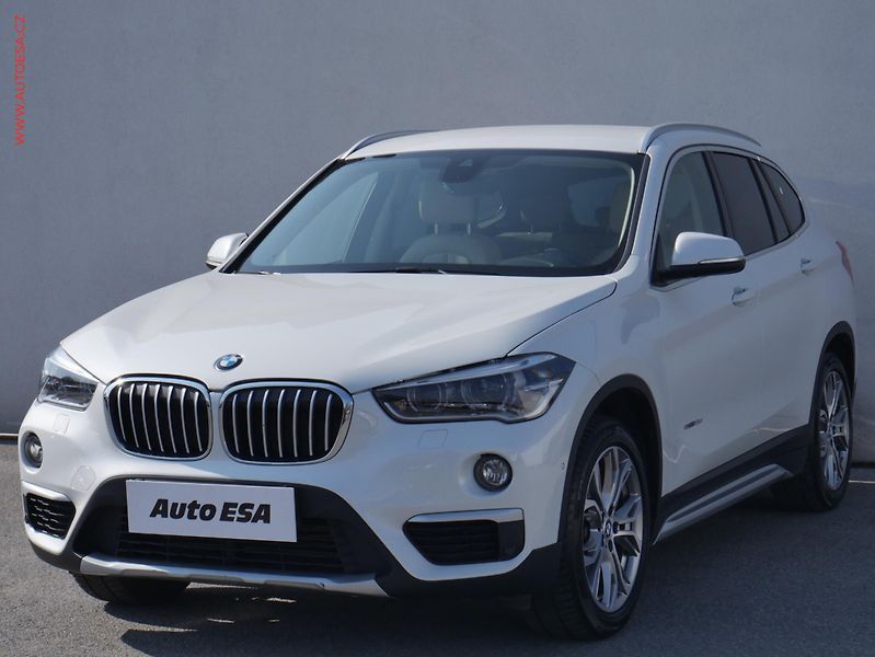 BMW X1 (2015) 2.0 d, 2.maj,ČR, X-Line, AT - fotka 3 z 26