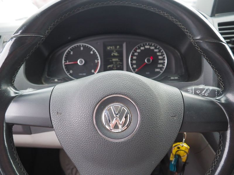 Volkswagen Transporter (2011) 2.0 TDI, 132 kW, Obytné - fotka 22 z 30
