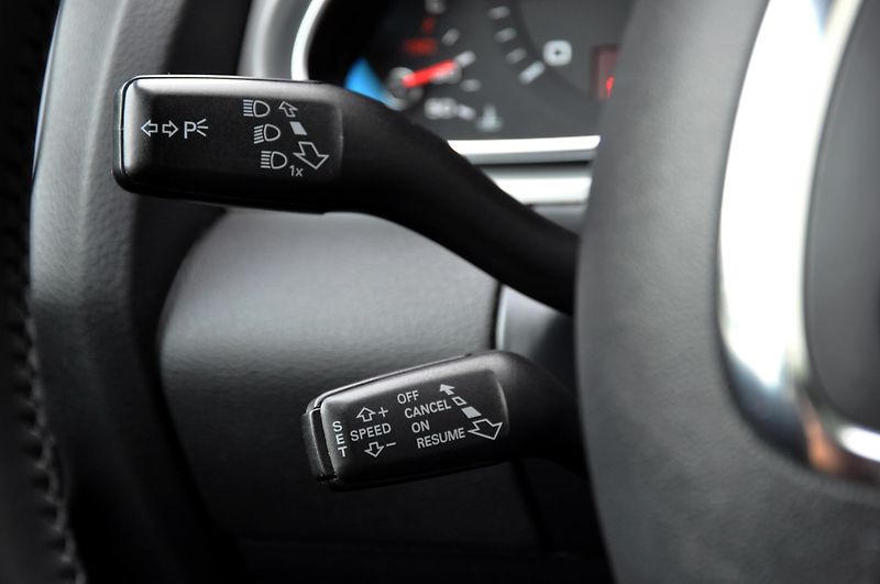 Audi Q7 (2010) 3.0 TDi V6 QUATTRO,XENONY,FACE - fotka 15 z 47