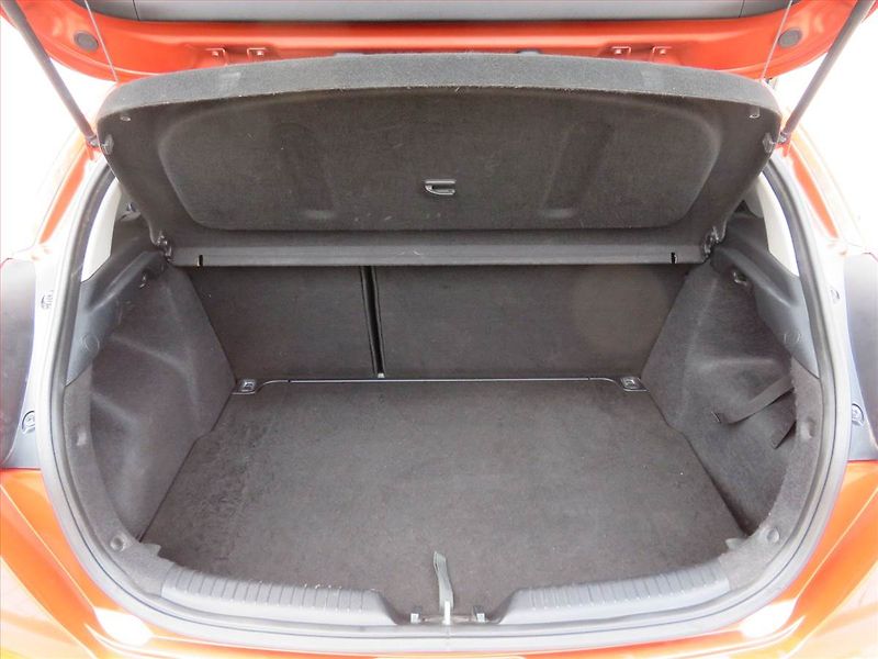 Kia Pro_Ceed (2013) 1.6 GDI, Serv.kniha, Tempomat - fotka 13 z 15