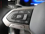 Volkswagen T-Roc (2023) 1.5TSi, 2.maj,ČR, Life, LED - náhled 20