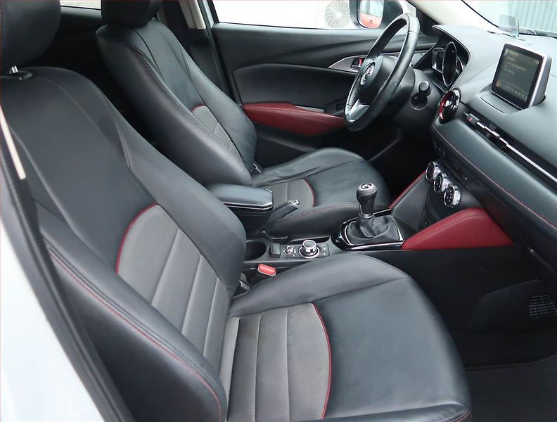 Mazda CX-3 (2016) 2.0 Skyactiv-G, Kůže, Tempomat - fotka 9 z 15