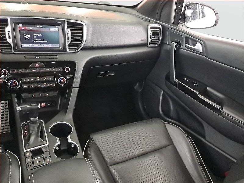 Kia Sportage (2018) 2.0 CRDi, 4X4, Automat, Navi - fotka 8 z 21