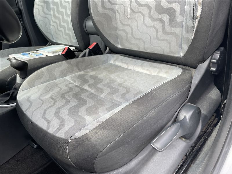 Škoda Roomster 1,4 MPi Klima ESP Tempomat, po - fotka 21 z 32