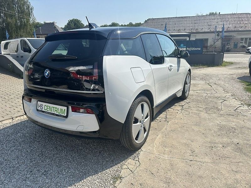 BMW i3 (2021) 120Ah 42,2 kWh - fotka 3 z 26