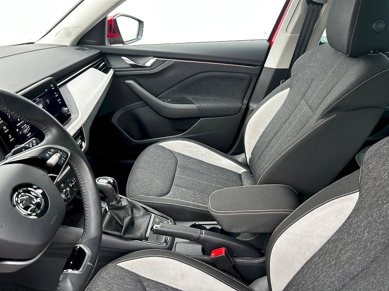 Škoda Kamiq (2024) 1.0 TSI 85kW DSG Top Selection - fotka 26 z 35