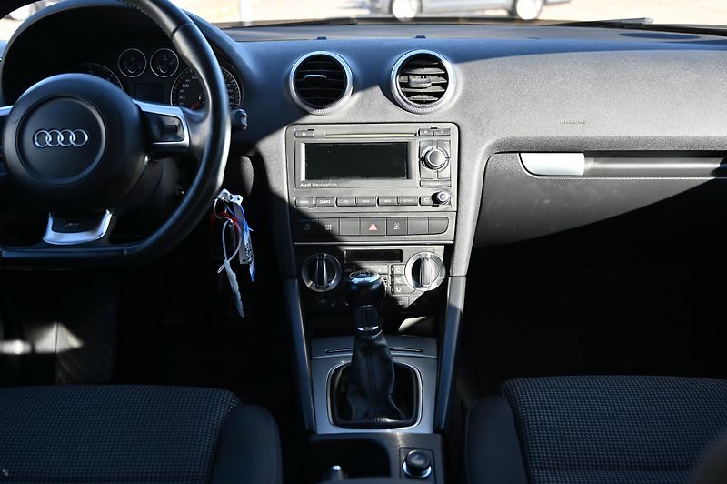 Audi A3 Sportback 2.0TDI 103KW 1/2010 - fotka 10 z 41