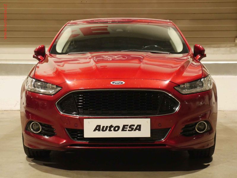 Ford Mondeo (2017) 2.0 TDCi, 2.maj, LED, navi - fotka 2 z 22