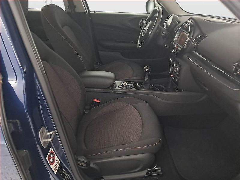 Mini Clubman (2016) One D, Navi, Tempomat - fotka 9 z 18