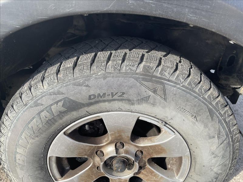 Nissan Navara 2,5  98 kW*King Cab*nová STK - fotka 28 z 28
