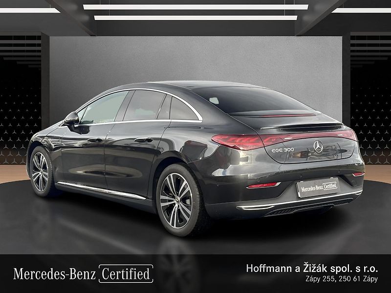 Mercedes-Benz EQE 300 Electric Art - fotka 7 z 19