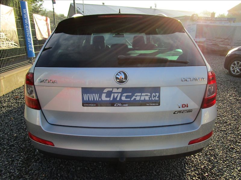 Škoda Octavia Combi 1.6TDi Greenline, Bi-xen - fotka 5 z 56