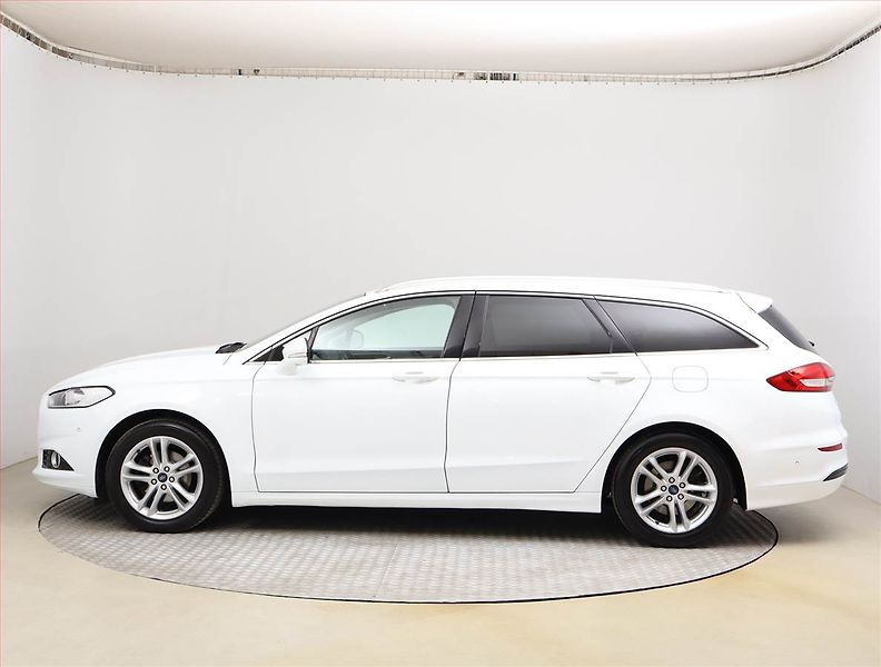 Ford Mondeo (2018) Trend 2.0 TDCI, Automat - fotka 3 z 24