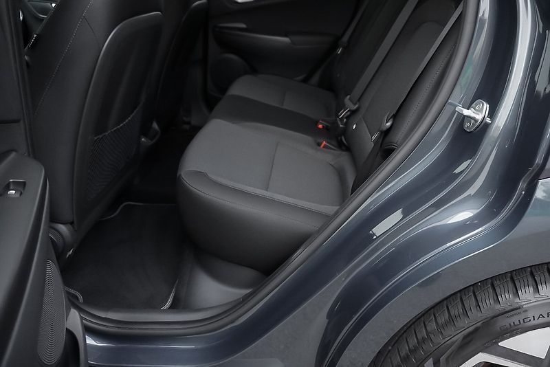 Hyundai Kona ELEKTRIC 100kW - fotka 25 z 39