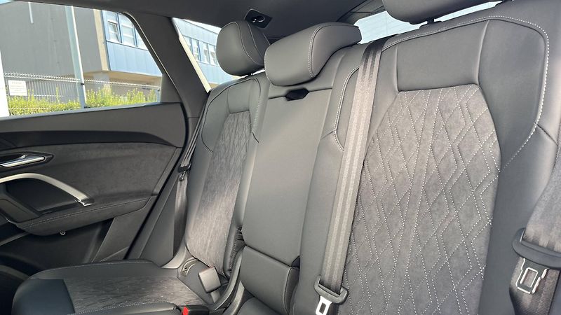 Audi Q5 Quattro ST7 2,0TDI - fotka 12 z 26